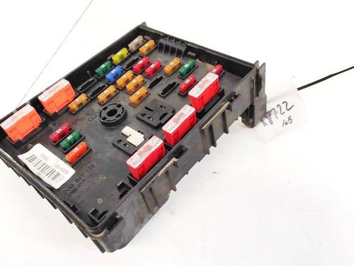 Used Fuse box Fuse box VW PASSAT B6 (3C2) 2.0 TDI (140 hp) 32928670 32928670