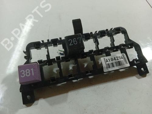 fuse-box-vw-passat-b5-variant-3b5-1997-1998-1999-2000-2001-33683180 main image