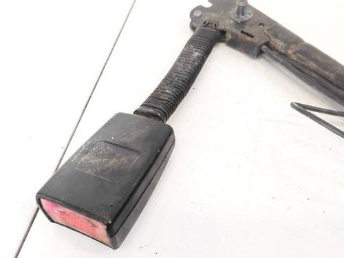 Seat buckle MAZDA 3 (BK) 1.6 DI Turbo | BP35273207I32 - Image 3