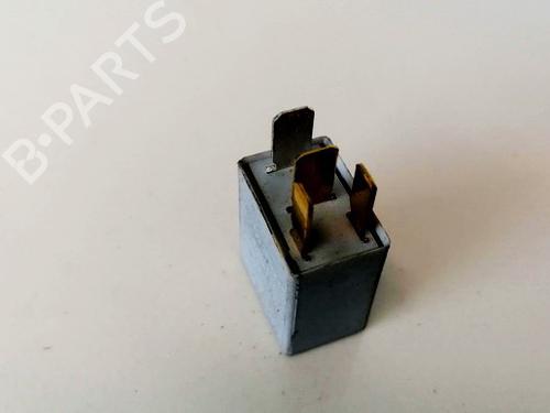 Used Electronic sensor Electronic sensor TOYOTA AVENSIS (_T25_) 2.0 D-4D (CDT250_, CDT250R) (116 hp) 33064516 33064516