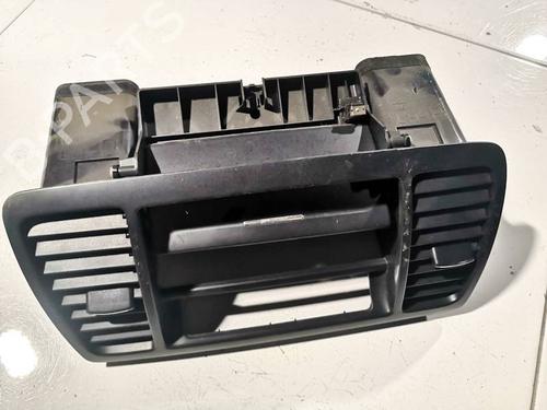 Used Air vent MITSUBISHI LANCER VIII (CY_A, CZ_A) 1.5 (109 hp) 32560659