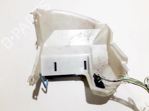 Fuse box CITROËN C5 I (DC_) 2.0 HDi (DCRHZB, DCRHZE) | BP33510584E1 - Image 2