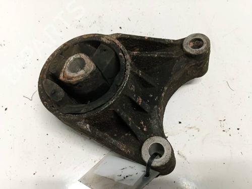 Used Engine mount Engine mount OPEL ZAFIRA / ZAFIRA FAMILY B (A05) 1.9 CDTI (M75) (120 hp) 32567617 32567617