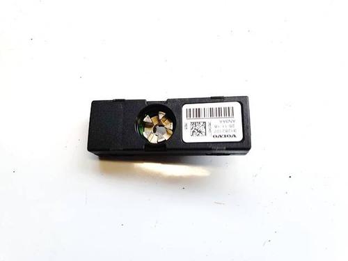 BP37653557M83 main image