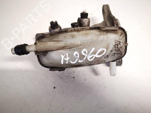 Used Brake fluid reservoir Brake fluid reservoir 35137606 35137606