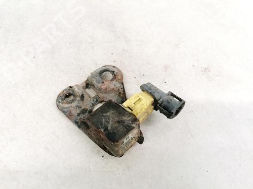 Used Electronic module Electronic module TOYOTA YARIS VERSO (_P2_) 1.3 (NCP20_, NCP22_, NCP20R, NCP22R) (86 hp) 32886519 32886519