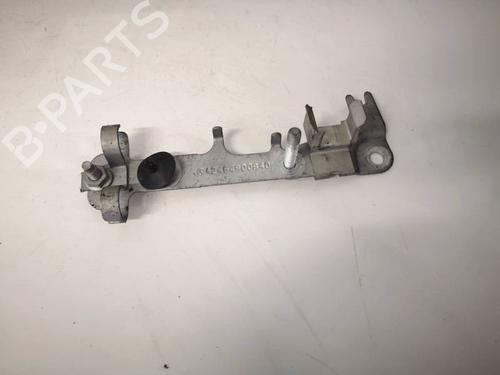 support-mercedes-benz-a-class-w176-2012-2013-2014-2015-2016-2017-2018-32530638 main image