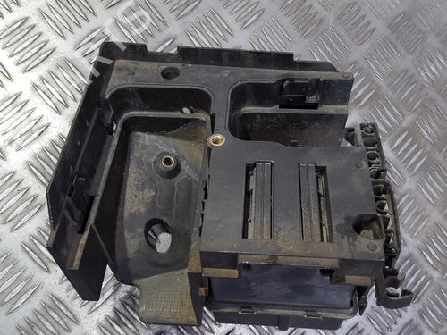 Fuse box VW GOLF V (1K1) 1.9 TDI | BP33495716E1 - Image 2