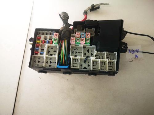 Used Fuse box Fuse box VOLVO V50 (545) 2.4 (140 hp) 33085898 33085898