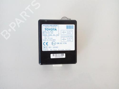 Used Electronic module Electronic module TOYOTA COROLLA Verso (ZER_, ZZE12_, R1_) 2.2 D-4D (AUR10_, AUR10R) (136 hp) 33525607 33525607