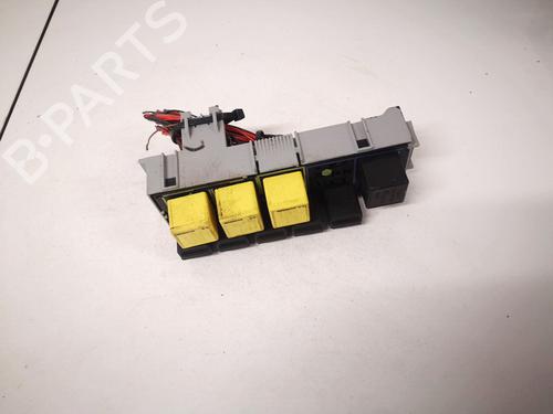 fuse-box-opel-vectra-c-z02-2002-2003-2004-2005-2006-2007-2008-2009-32890181 main image