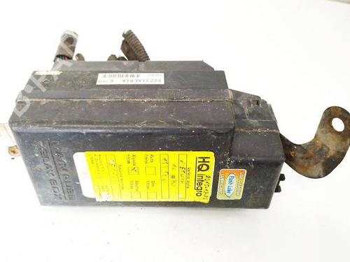 Used Fuse box Fuse box 32554604 32554604