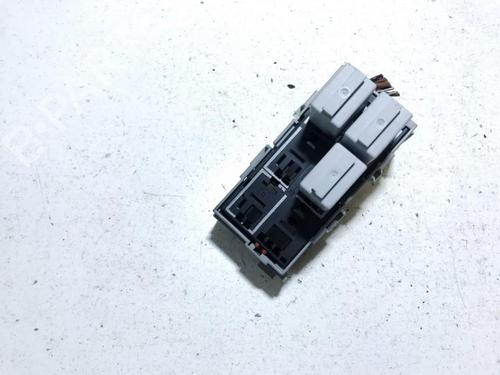 fuse-box-opel-meriva-a-mpv-x03-2003-2004-2005-2006-2007-2008-2009-2010-33507752 main image