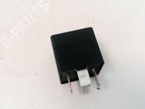 other-volvo-v40-hatchback-525-2012-2013-2014-2015-2016-2017-2018-2019-33069276 main image