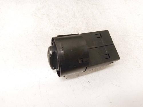 Used Switch Switch AUDI A6 C5 (4B2, 4B4) 2.5 TDI (155 hp) 40485976 40485976