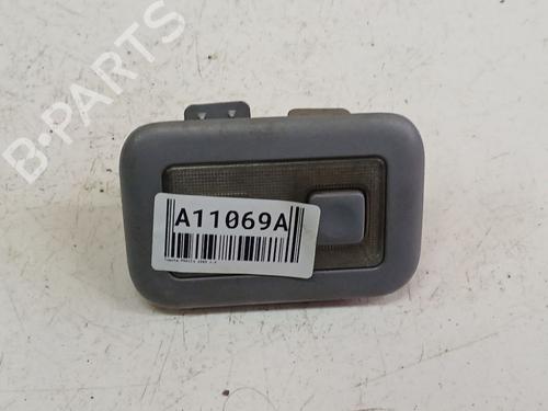 interior-roof-light-toyota-previa-ii-_r3_-2000-2001-2002-2003-2004-2005-2006-34853427 main image
