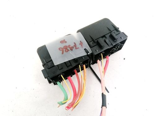 fuse-box-renault-scenic-ii-jm01_-2003-2004-2005-2006-2007-2008-2009-2010-32915684 main image