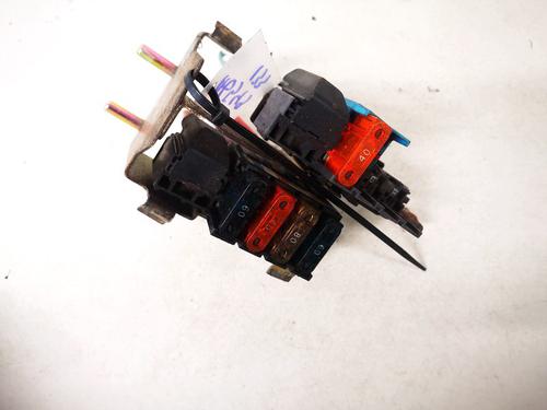 Used Fuse box Fuse box CITROËN XANTIA (X1_, X2_) 1.9 D (68 hp) 33081296 33081296
