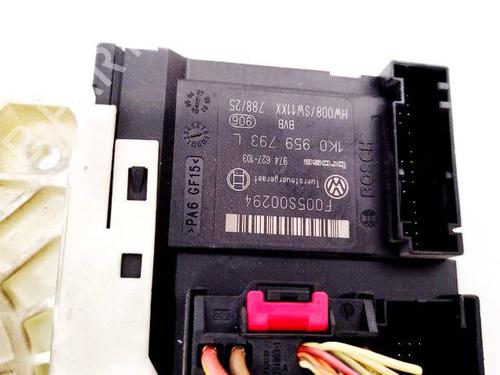 Left front window motor VW PASSAT B6 (3C2) 2.0 TDI | BP36586468E21 - Image 2