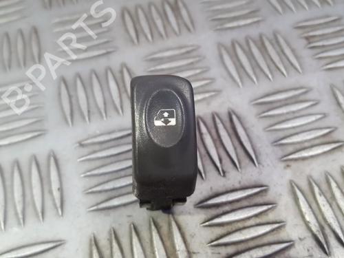 Used Switch Switch RENAULT SCÉNIC I MPV (JA0/1_, FA0_) 2.0 16V (JA1B, JA1D, JA0C) (139 hp) 33494838 33494838