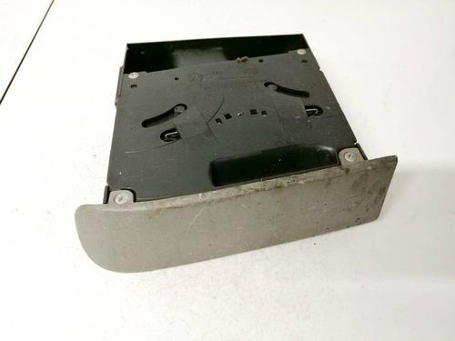 Kopholder/Genstandsholder Kopholder/Genstandsholder CHRYSLER VOYAGER / GRAND VOYAGER III (GS_, NS_) 2.5 TD (116 hp) 35179149 35179149