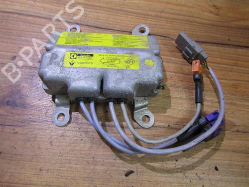Used ECU airbags ECU airbags RENAULT SAFRANE I (B54_) 2.2 (B541) (107 hp) 33481111 33481111