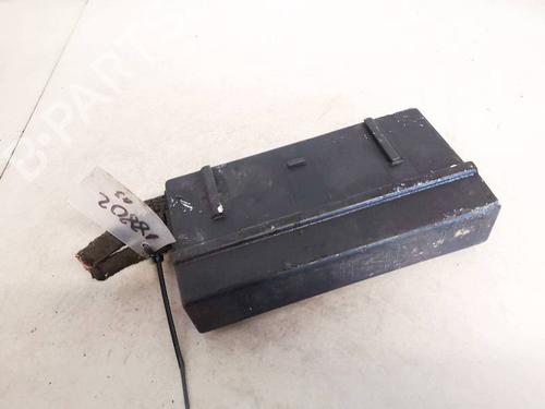 Used Fuse box Fuse box 32932226 32932226