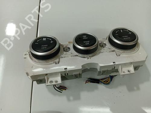 Used Climate control Climate control MAZDA 6 Hatchback (GG) 2.0 DI (GG14) (143 hp) 34848397 34848397