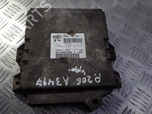 Used Engine control unit (ECU) Engine control unit (ECU) PEUGEOT 206 Hatchback (2A/C) 1.1 (54 hp) 33491004 33491004