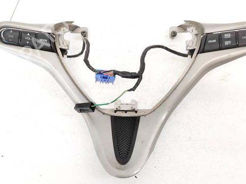Used Steering wheel controls Steering wheel controls 35231546 35231546