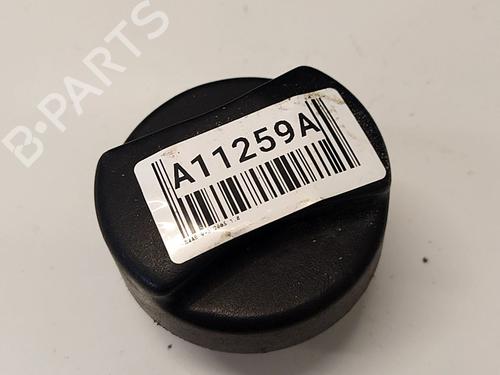 Used Fuel cap Fuel cap 37625137 37625137