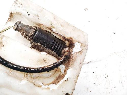 washer-pump-audi-a4-b5-8d2-1994-1995-1996-1997-1998-1999-2000-2001-35152695 main image