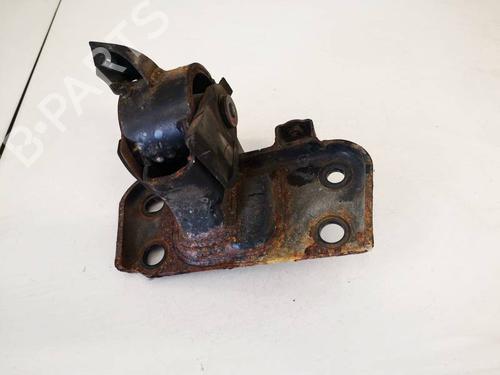 Used Engine mount Engine mount TOYOTA AURIS (_E15_) 2.0 D-4D (ADE150_, ADE150R) (126 hp) 32599288 32599288