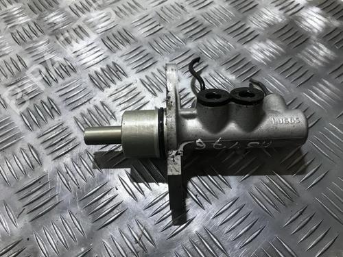 Used Brake master cylinder Brake master cylinder AUDI A4 B5 (8D2) 1.8 (125 hp) 35669151 35669151