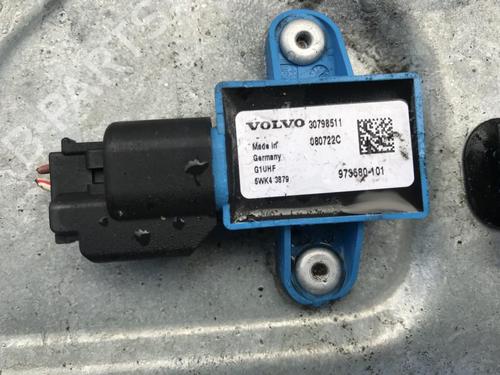Used Electronic module Electronic module VOLVO C30 (533) 2.0 D (136 hp) 33516257 33516257