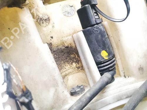 Used Washer pump Washer pump LAND ROVER RANGE ROVER III (L322) 3.0 D 4x4 (177 hp) 35850995 35850995