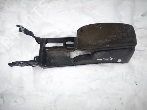 Used Armrest / Center console Armrest / Center console FORD MONDEO III (B5Y) 2.0 16V DI / TDDi / TDCi (90 hp) 35351101 35351101
