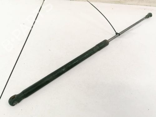 tailgate-lift-support-mercedes-benz-c-class-w203-2000-2001-2002-2003-2004-2005-2006-2007-35447641 main image
