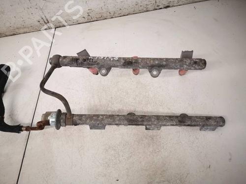 Used Injection rail Injection rail LEXUS RX (_U3_) 330 AWD (MCU38) (232 hp) 40555398 40555398