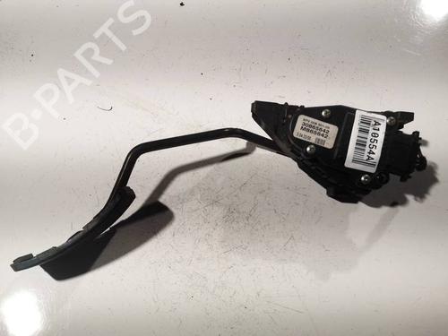 Used Pedal Pedal VOLVO S40 I (644) 1.9 DI (115 hp) 34970628 34970628