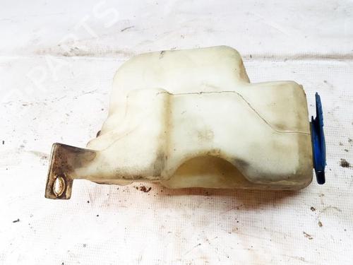 windscreen-washer-tank-audi-a3-8l1-1996-1997-1998-1999-2000-2001-2002-2003-2004-2005-2006-35862524 main image