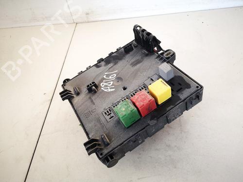 fuse-box-opel-vectra-c-z02-2002-2003-2004-2005-2006-2007-2008-2009-32908817 main image