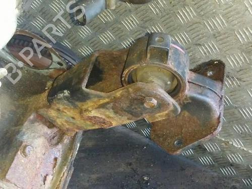 Used Engine mount Engine mount HYUNDAI SONATA IV (EF) 2.0 (134 hp) 33495285 33495285