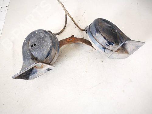 horn-mazda-6-hatchback-gg-2002-2003-2004-2005-2006-2007-2008-35383380 main image
