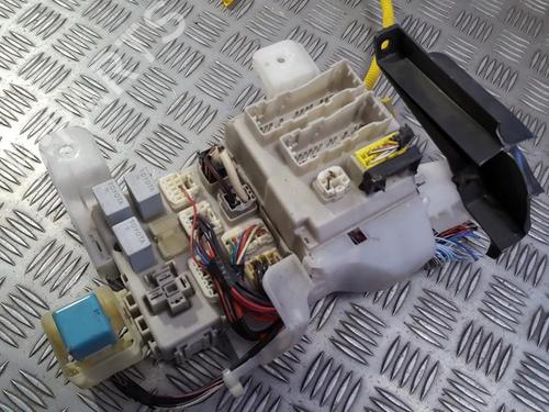 Used Fuse box Fuse box TOYOTA COROLLA Saloon (_E12_) 1.4 VVT-i (ZZE120_, ZZE120R) (97 hp) 33493997 33493997