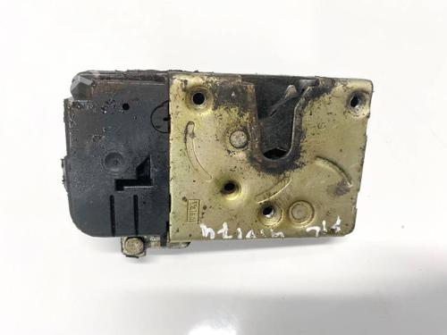 Used Front left lock Front left lock 35062664 35062664