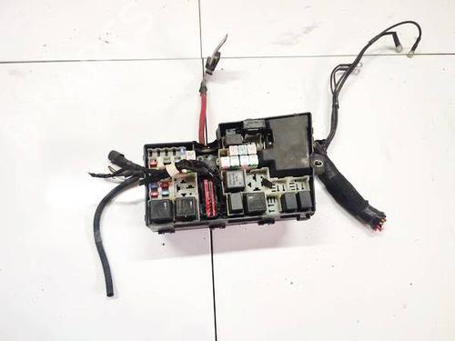 Used Fuse box Fuse box OPEL ASTRA H (A04) 1.9 CDTI (L48) (120 hp) 32572036 32572036