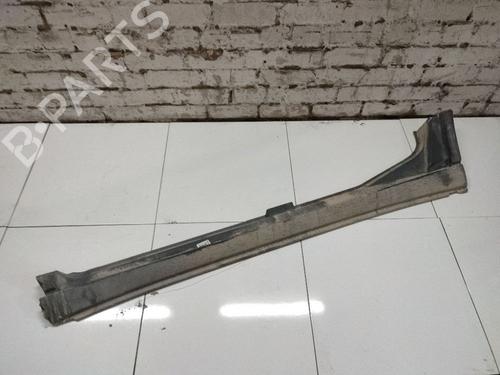 Used Right sideskirt Right sideskirt 34929672 34929672