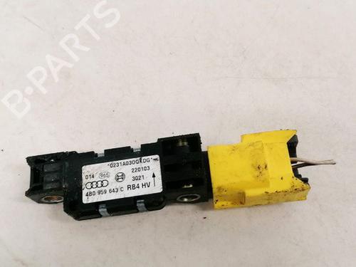 Used Electronic module Electronic module VW PHAETON (3D1, 3D2, 3D3, 3D4, 3D6, 3D7, 3D8, 3D9) 3.2 V6 (241 hp) 32875222 32875222