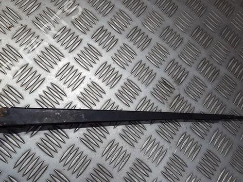 Used Front windshield wiper arm Front windshield wiper arm 33498305 33498305